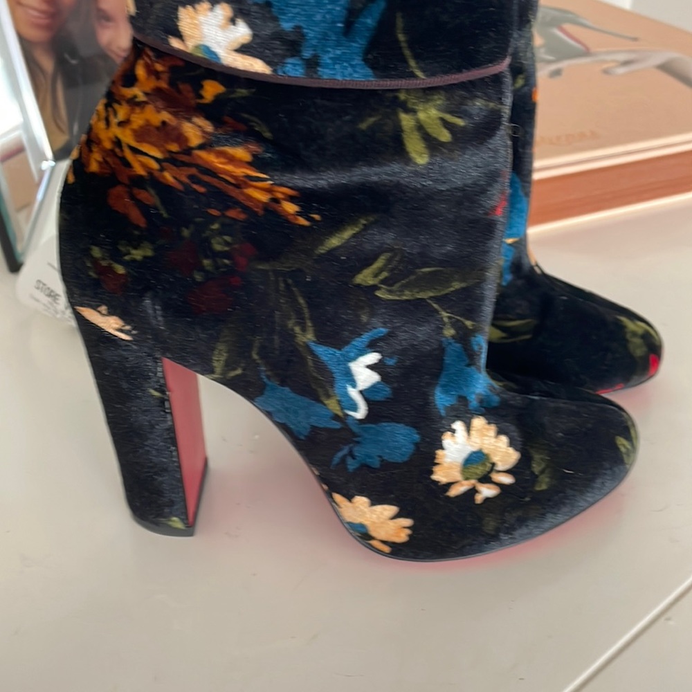 Christian louboutin Bootie